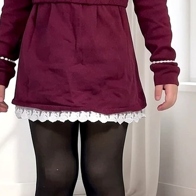 Avec une robe